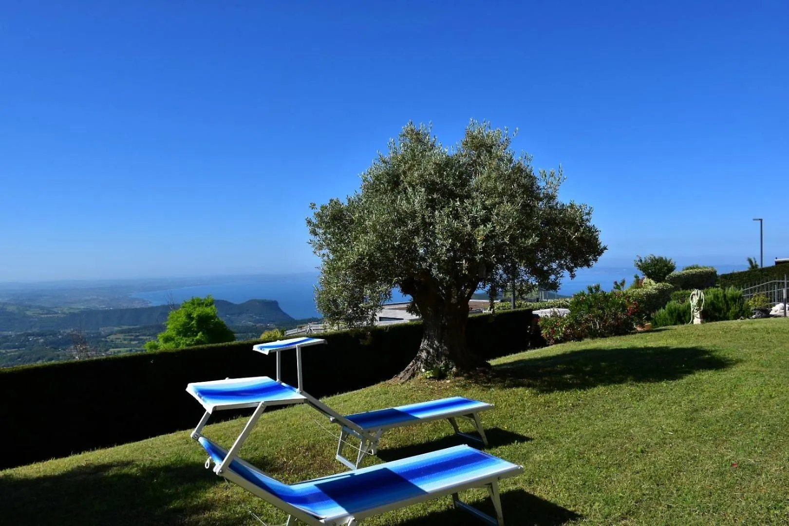 Feriehus Villa Miravista San Zeno di Montagna Italien